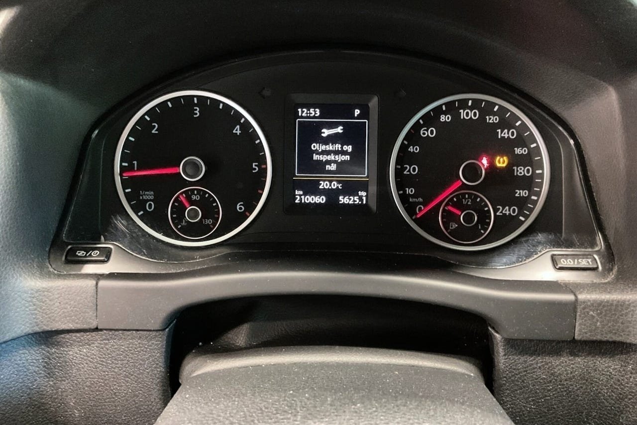 Volkswagen Tiguan 2.0 TDI R-Line – Image 13